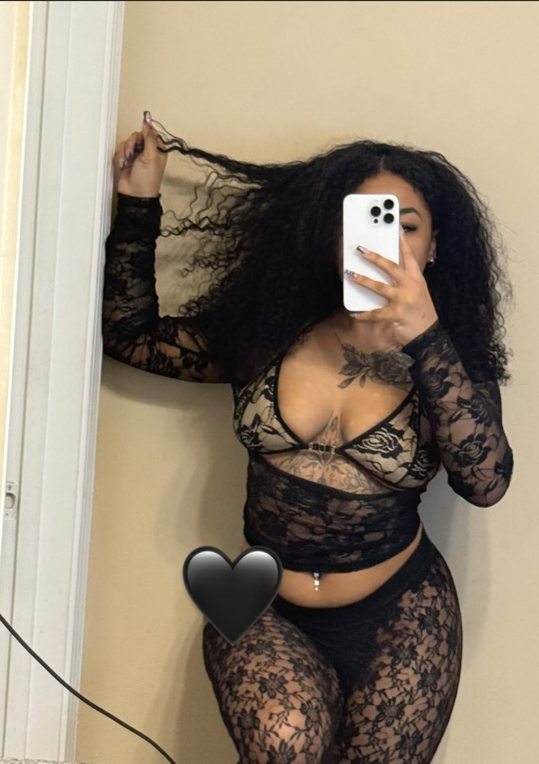 Vivi Black Lace Three Piece Set