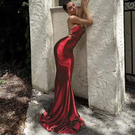 Asia Formal Backless Maxi Red Dress